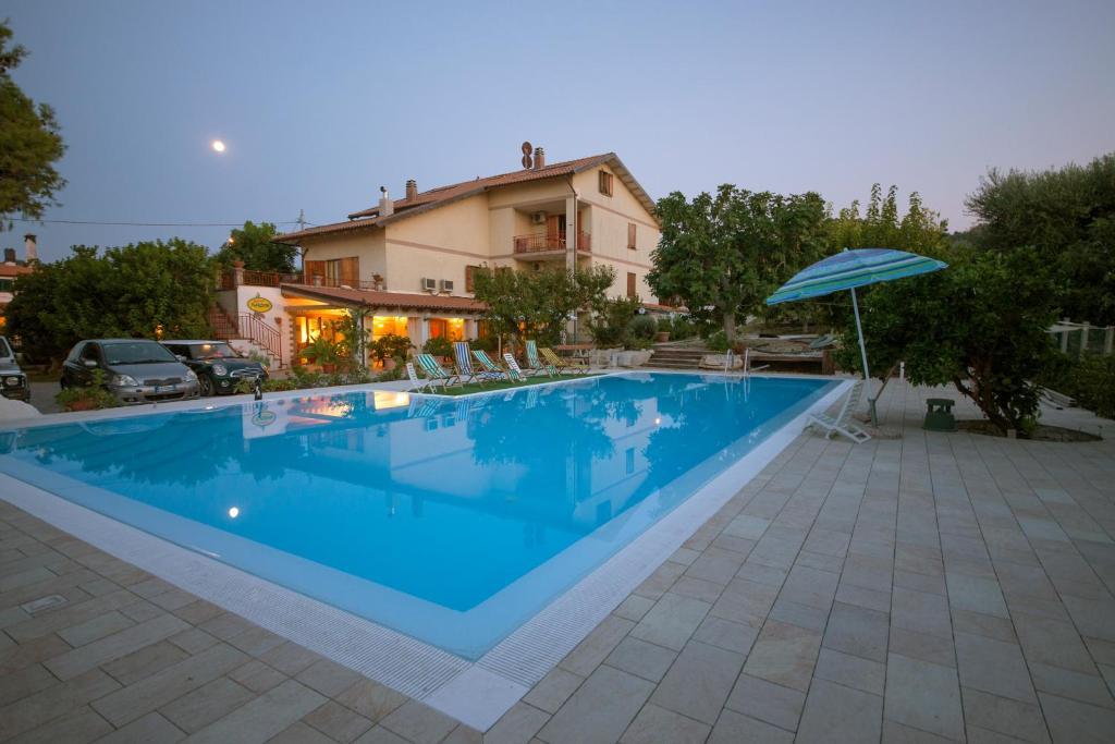 Agriturismo Nardini Villa Rodi Garganico Exterior photo